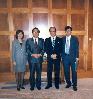 专注中药产学研三十余年:记nHentai
院长徐宏喜